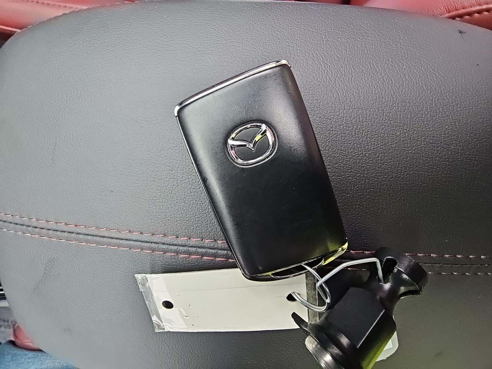 2024 MAZDA CX-30 2.5 S Carbon Edition AWD