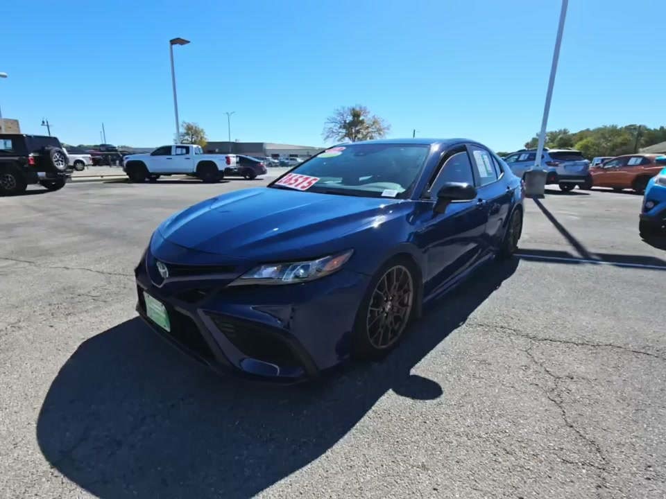 2023 Toyota Camry SE Nightshade FWD
