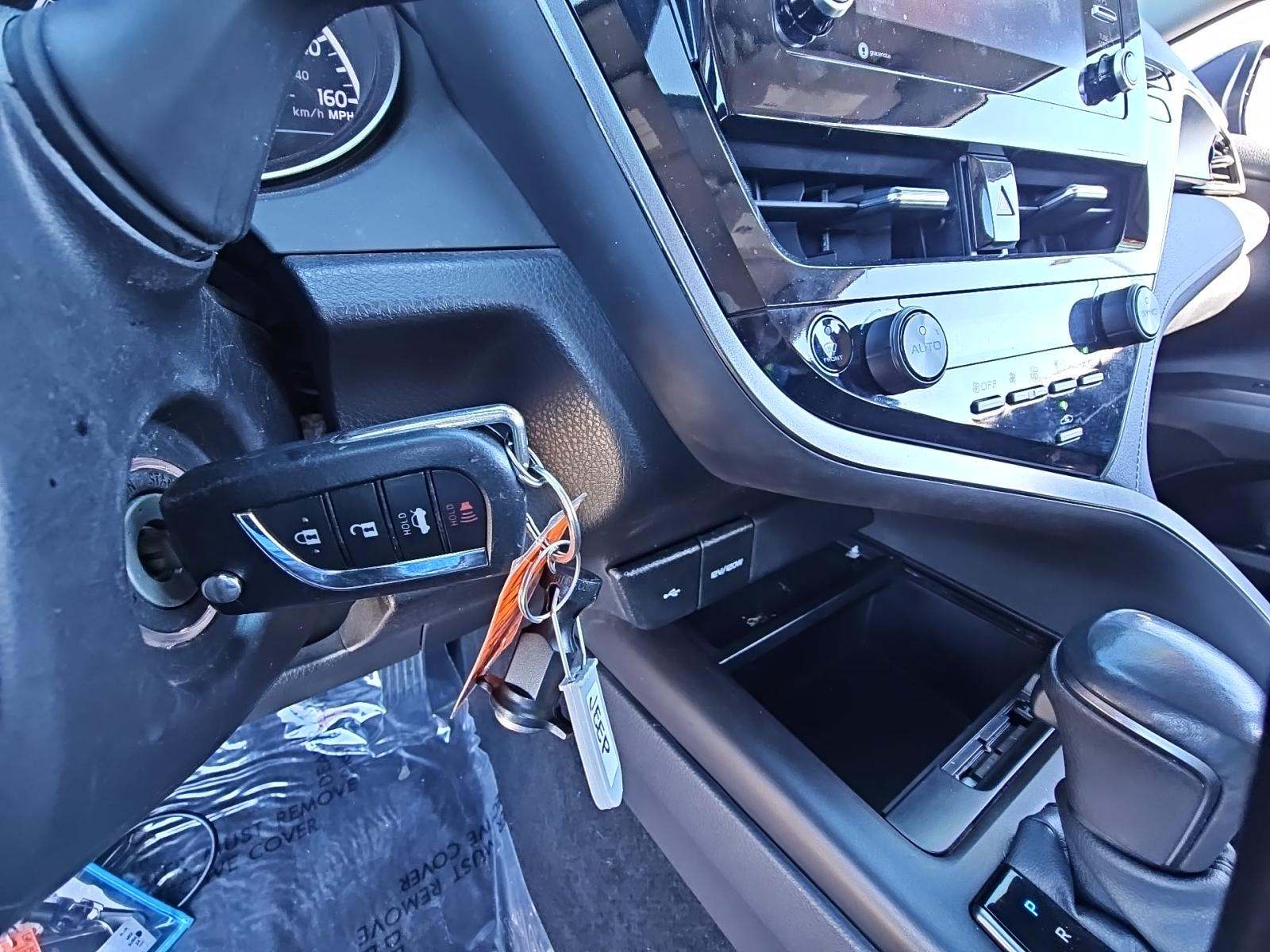 2023 Toyota Camry SE Nightshade FWD