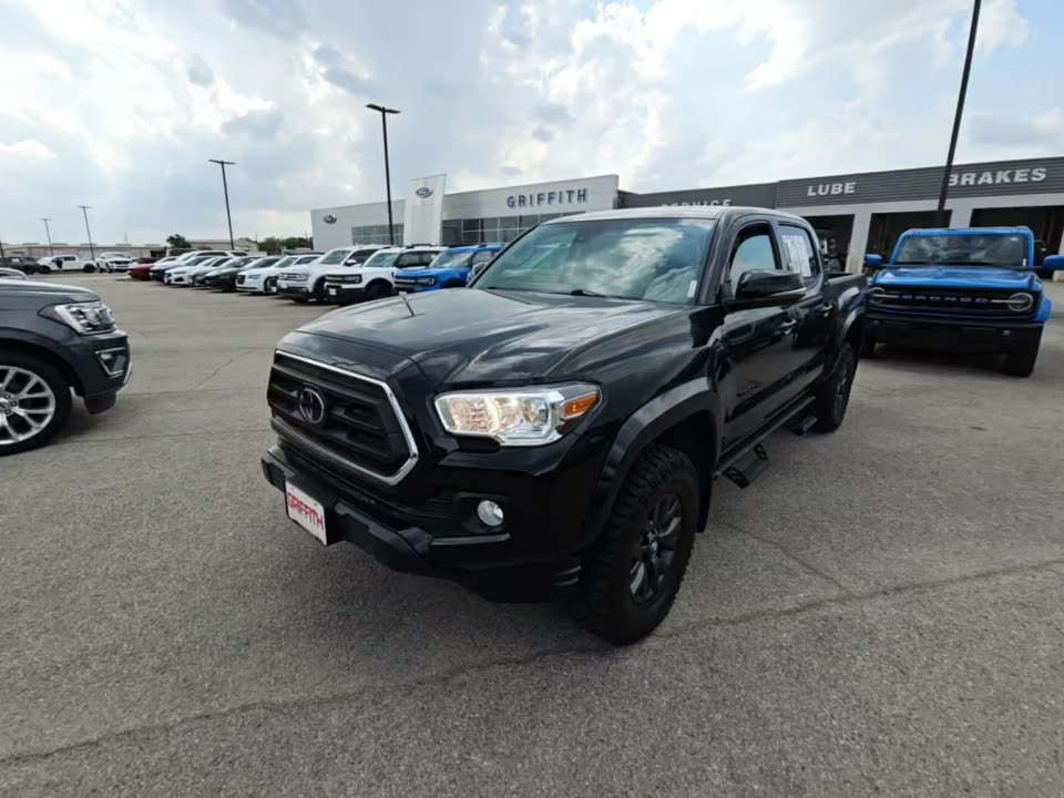 2023 Toyota Tacoma SR5 AWD