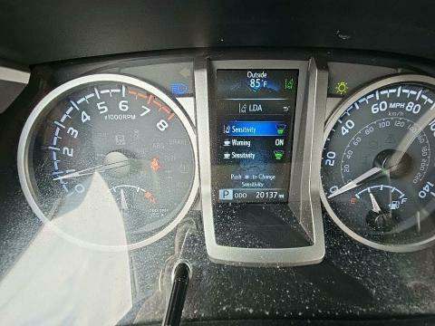 2023 Toyota Tacoma SR5 AWD