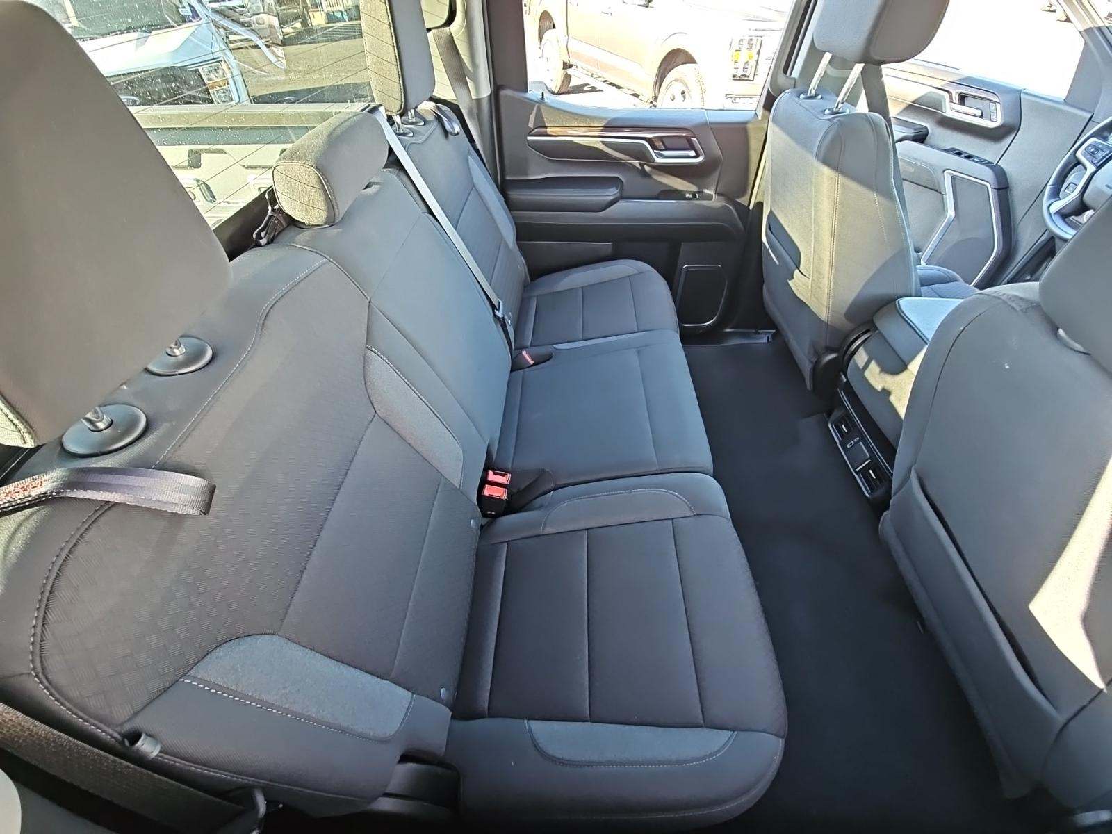 2025 Chevrolet Silverado 1500 LT AWD