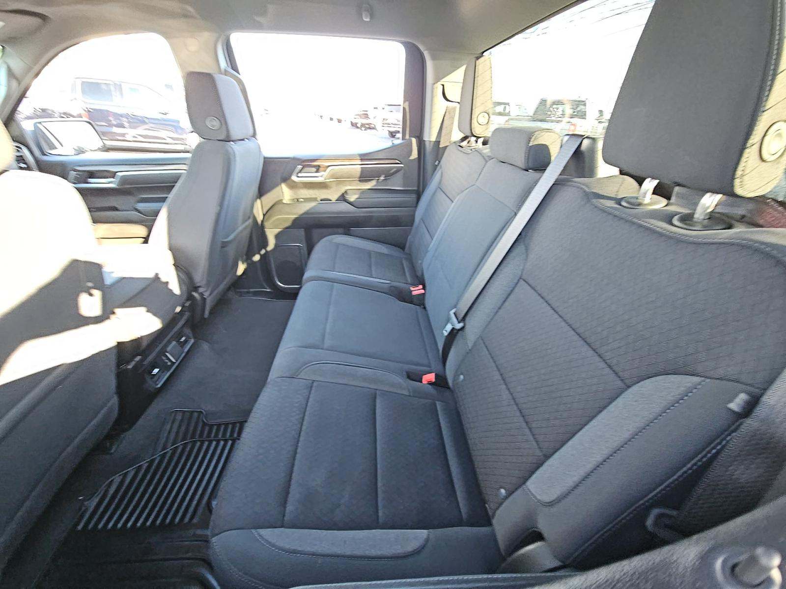 2025 Chevrolet Silverado 1500 LT RWD