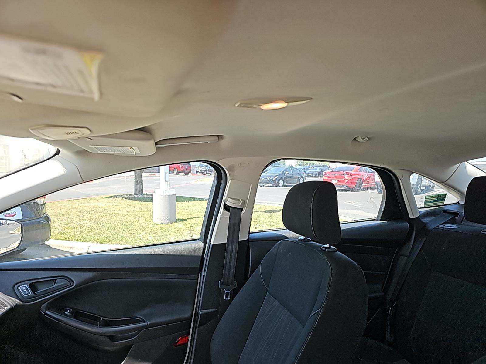 2017 Ford Focus S FWD