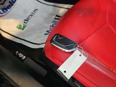 CHEVROLET STINGRAY - 8