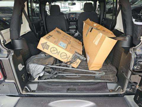 JEEP UNLIMITED SPORT BIG BEAR EDITION - 10