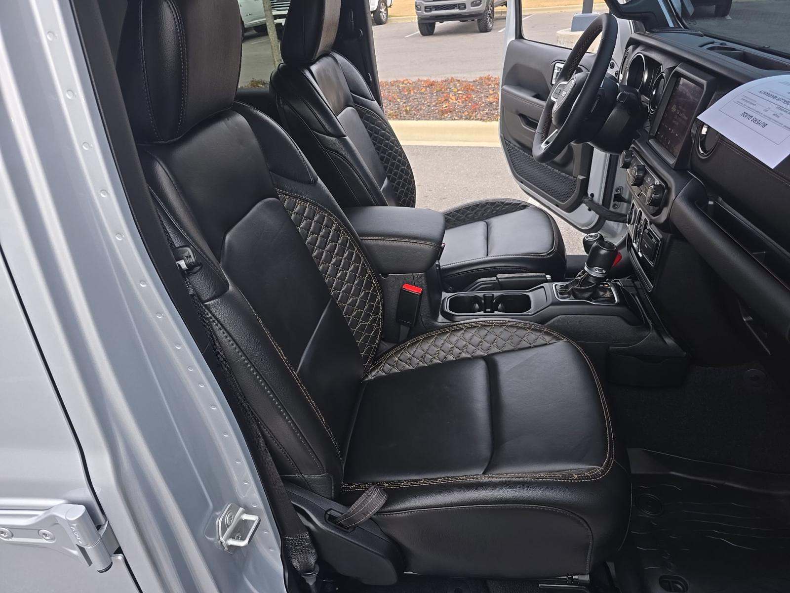 2023 Jeep Wrangler Sahara High Altitude AWD