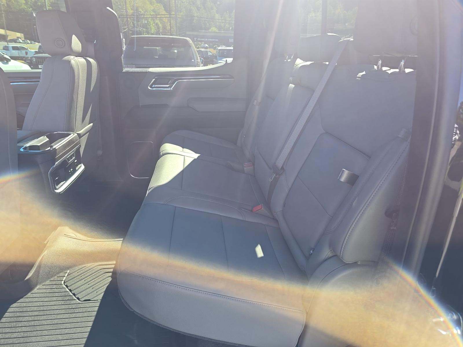 2024 Chevrolet Silverado 1500 LTZ AWD