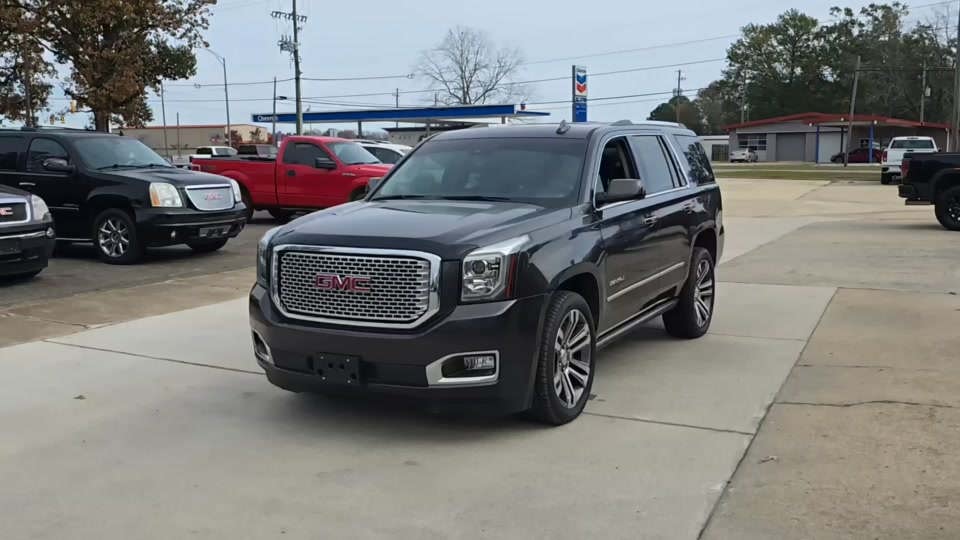 2017 GMC Yukon Denali 5SA