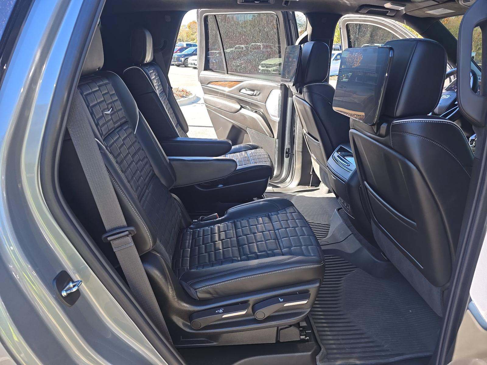 2024 Cadillac Escalade Sport Platinum AWD