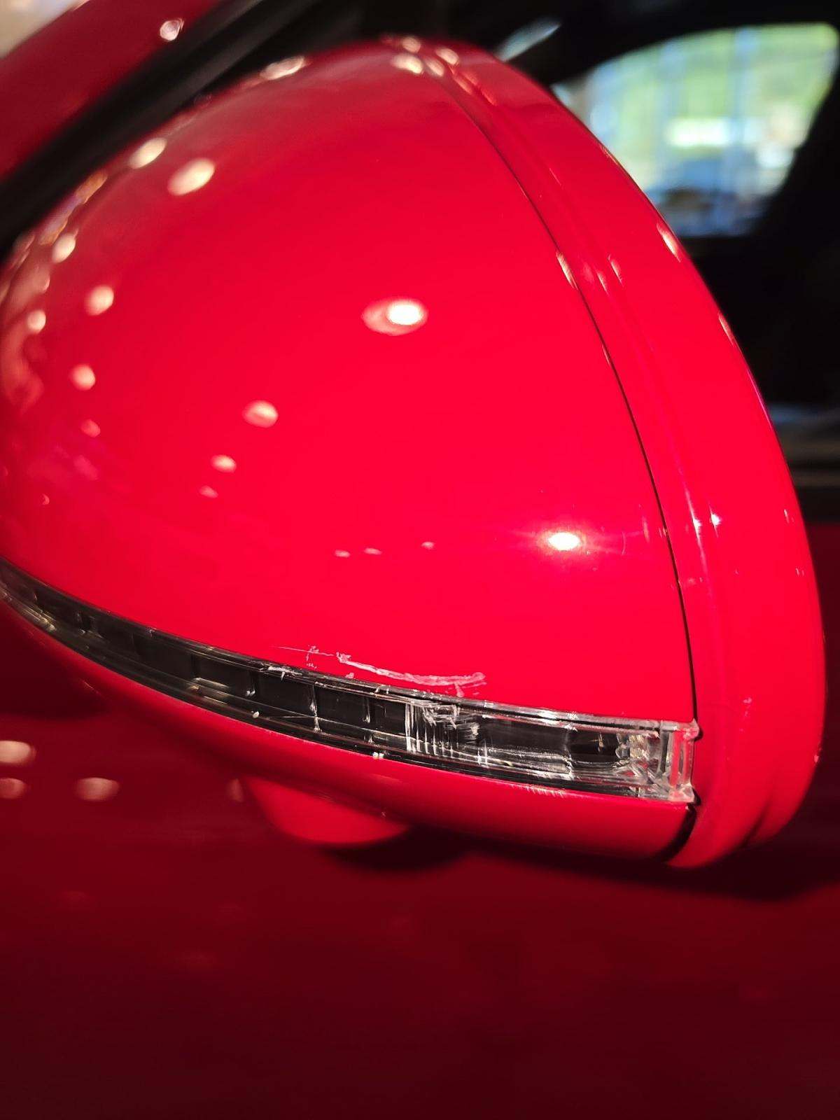 2023 Porsche Macan Base AWD