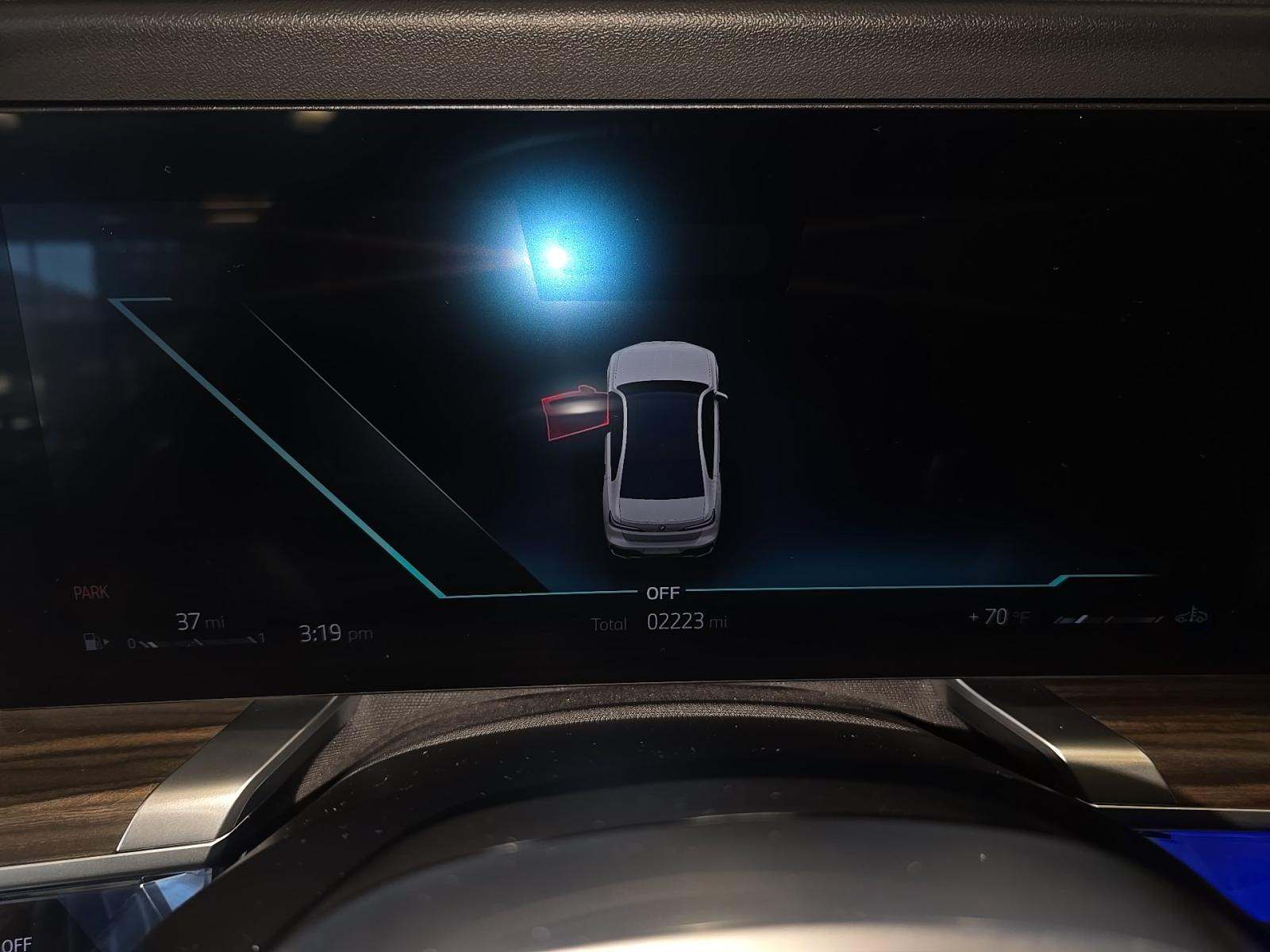 2025 BMW 7 Series 740i RWD