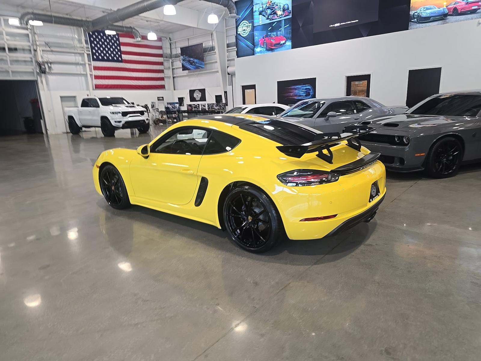 2024 Porsche 718 Cayman Base RWD