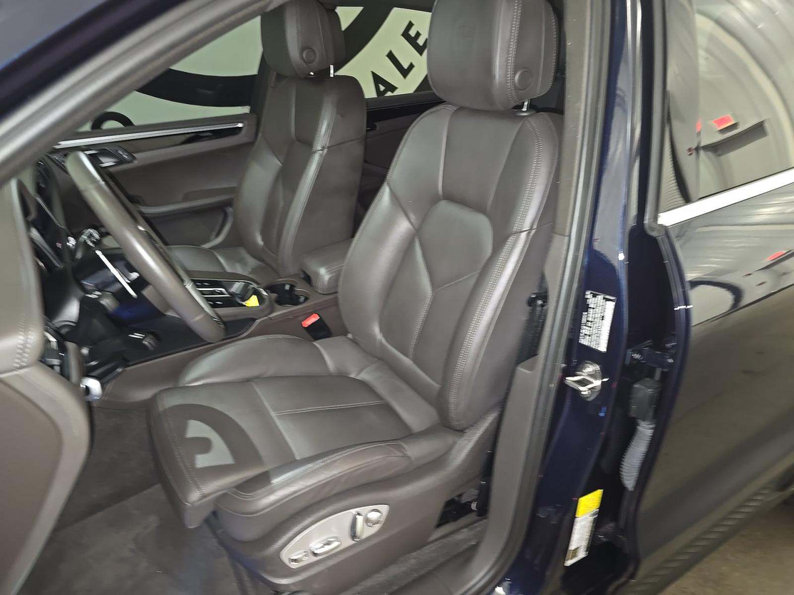 2022 Porsche Macan S AWD