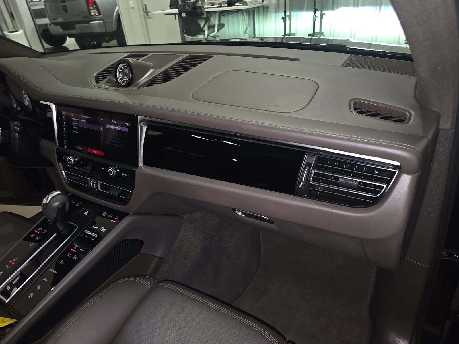 2022 Porsche Macan S AWD