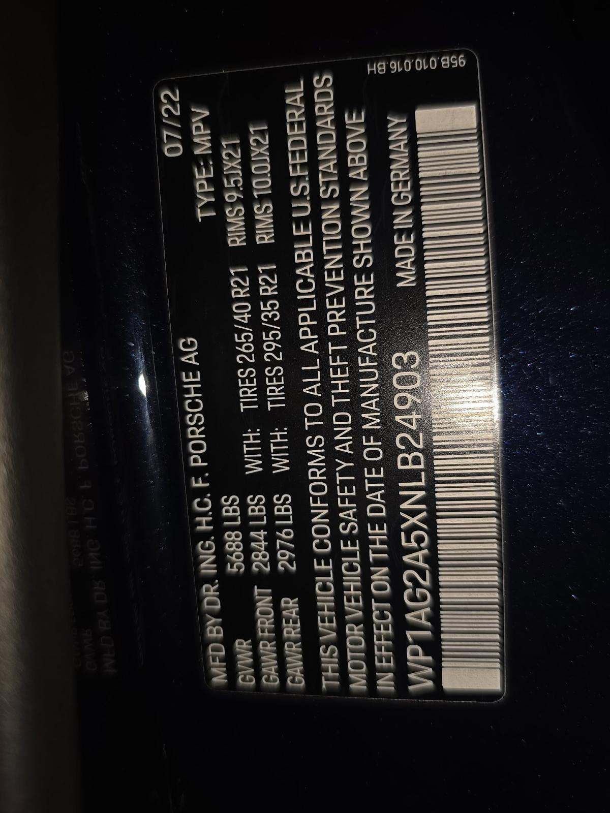 2022 Porsche Macan S AWD