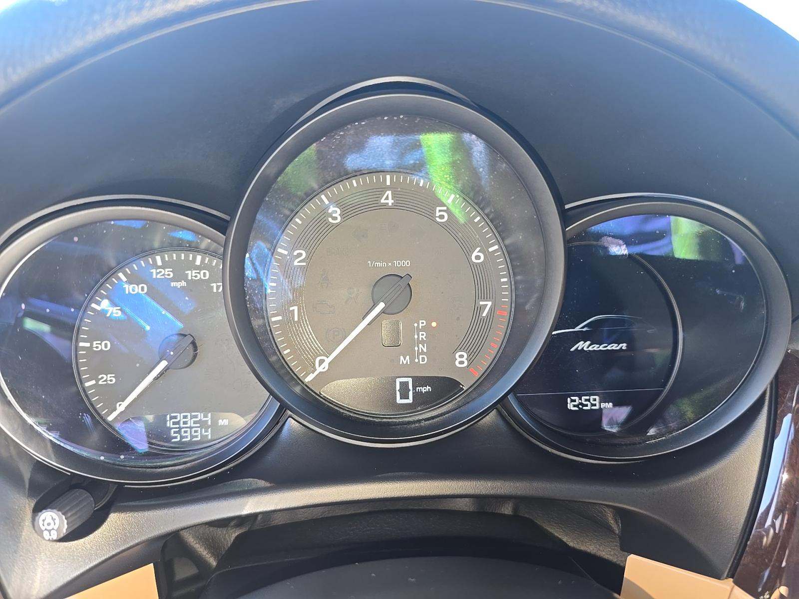 2024 Porsche Macan Base AWD