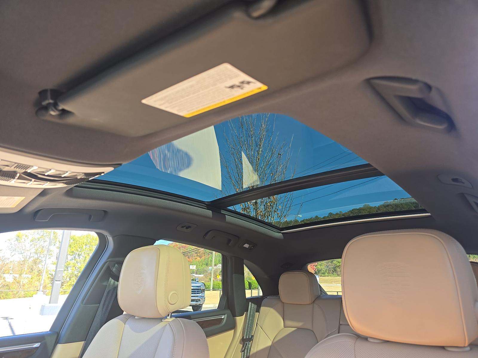 2024 Porsche Macan Base AWD