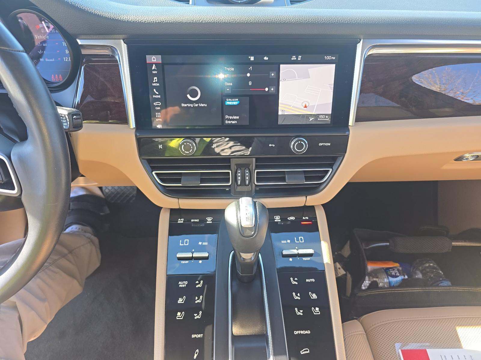 2024 Porsche Macan Base AWD