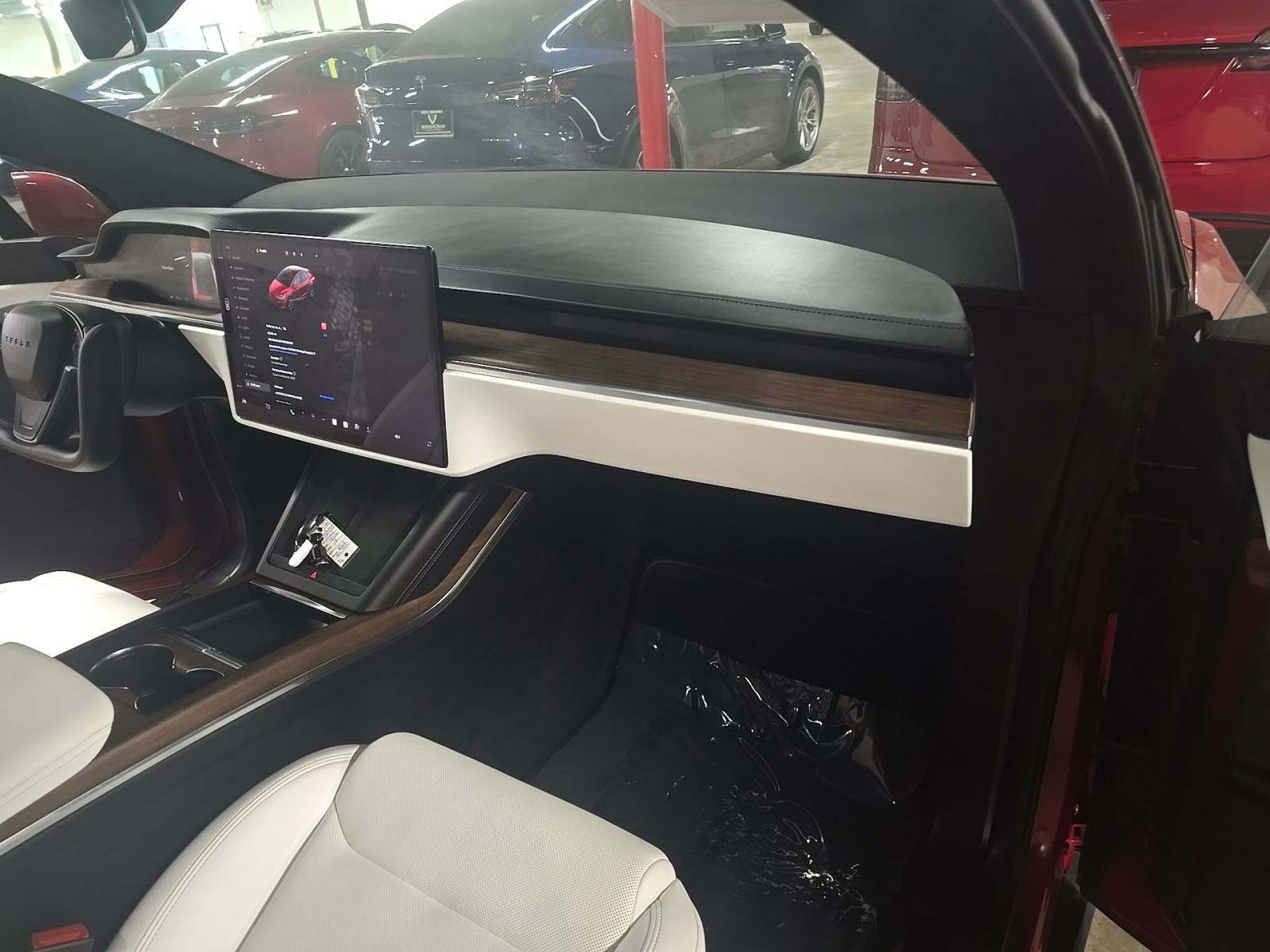 2022 Tesla Model X Base AWD