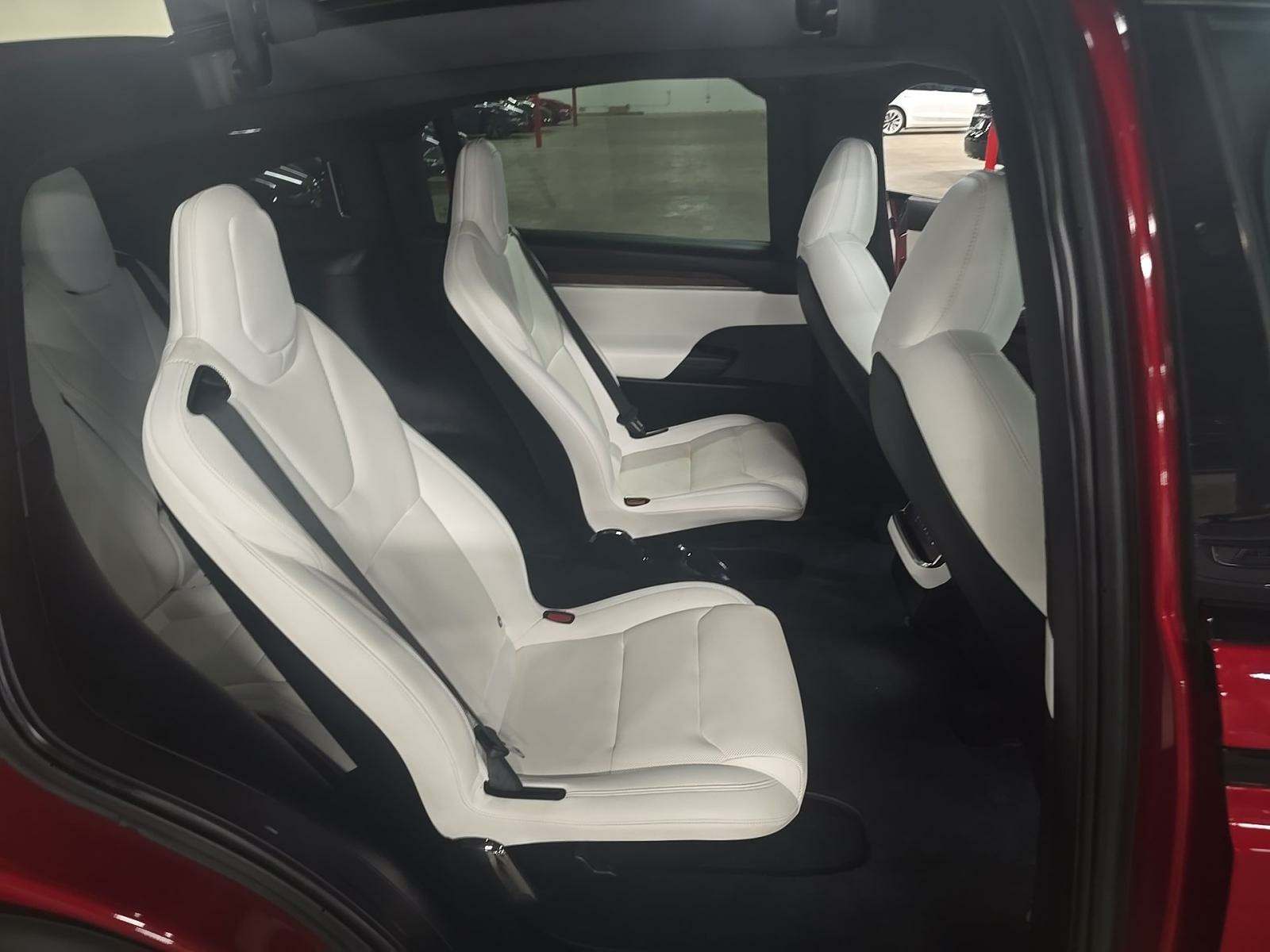 2022 Tesla Model X Base AWD