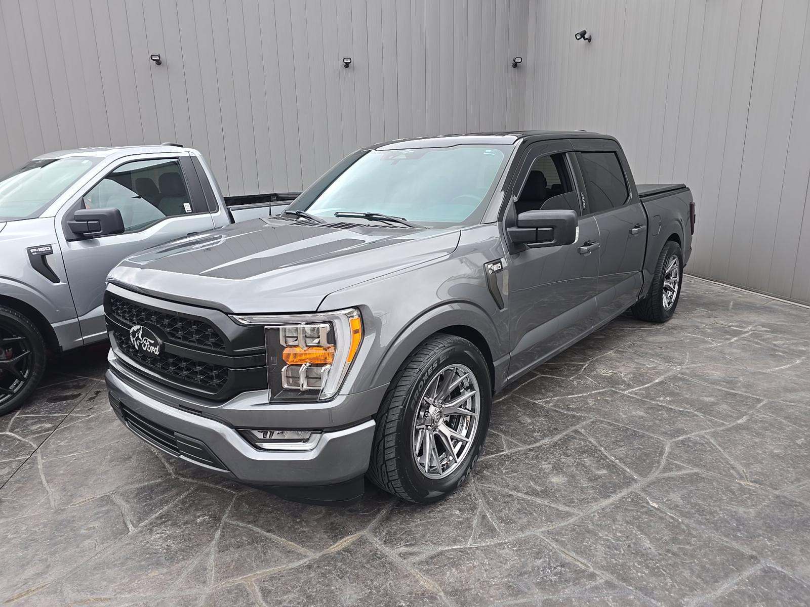 2023 Ford F-150 XLT RWD