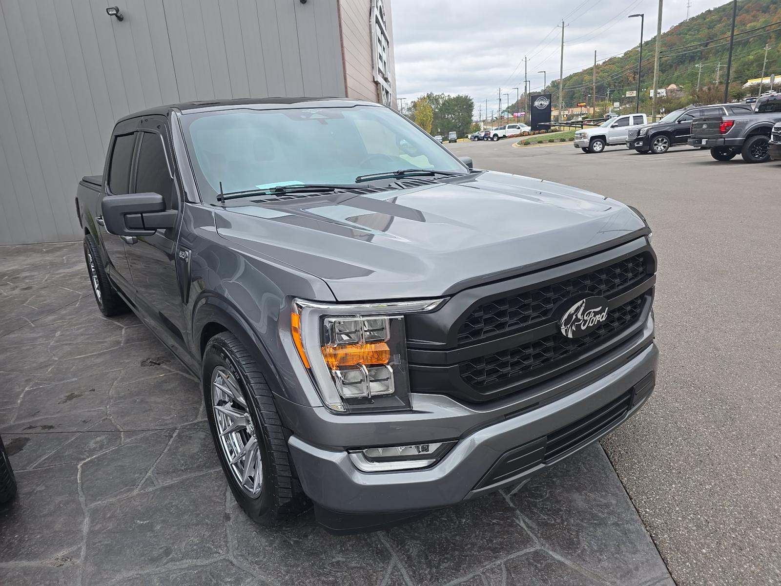 2023 Ford F-150 XLT RWD