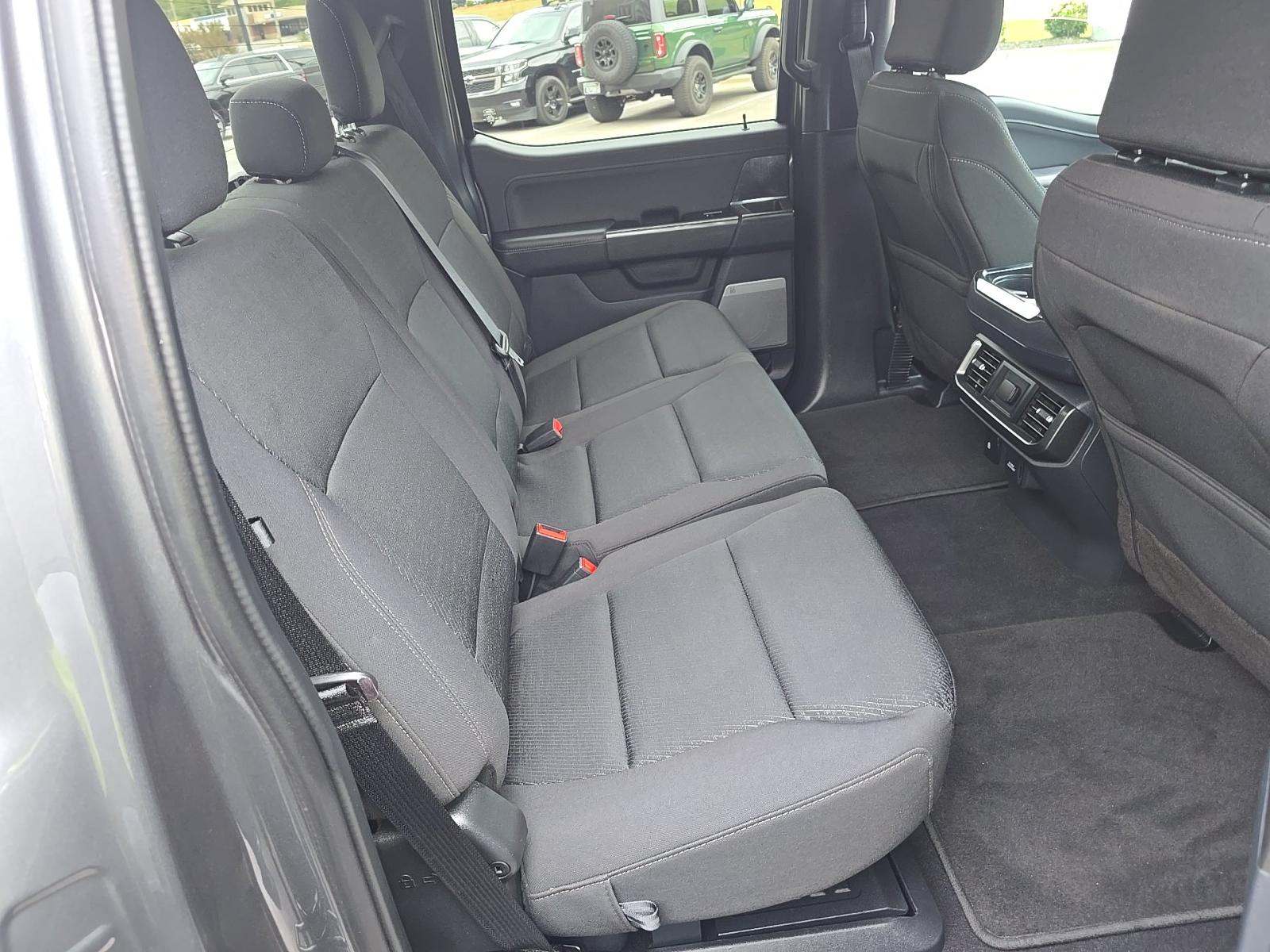 2023 Ford F-150 XLT RWD