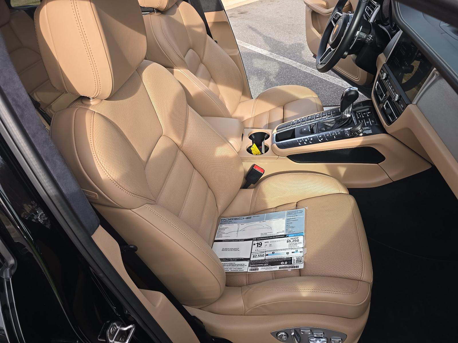 2020 Porsche Macan Turbo AWD