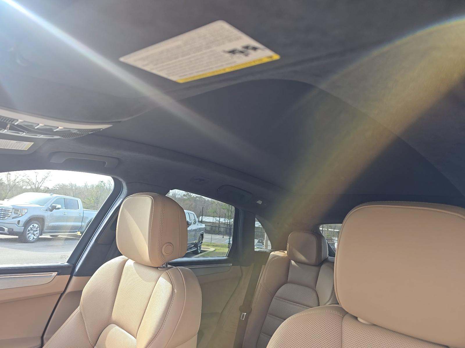 2020 Porsche Macan Turbo AWD