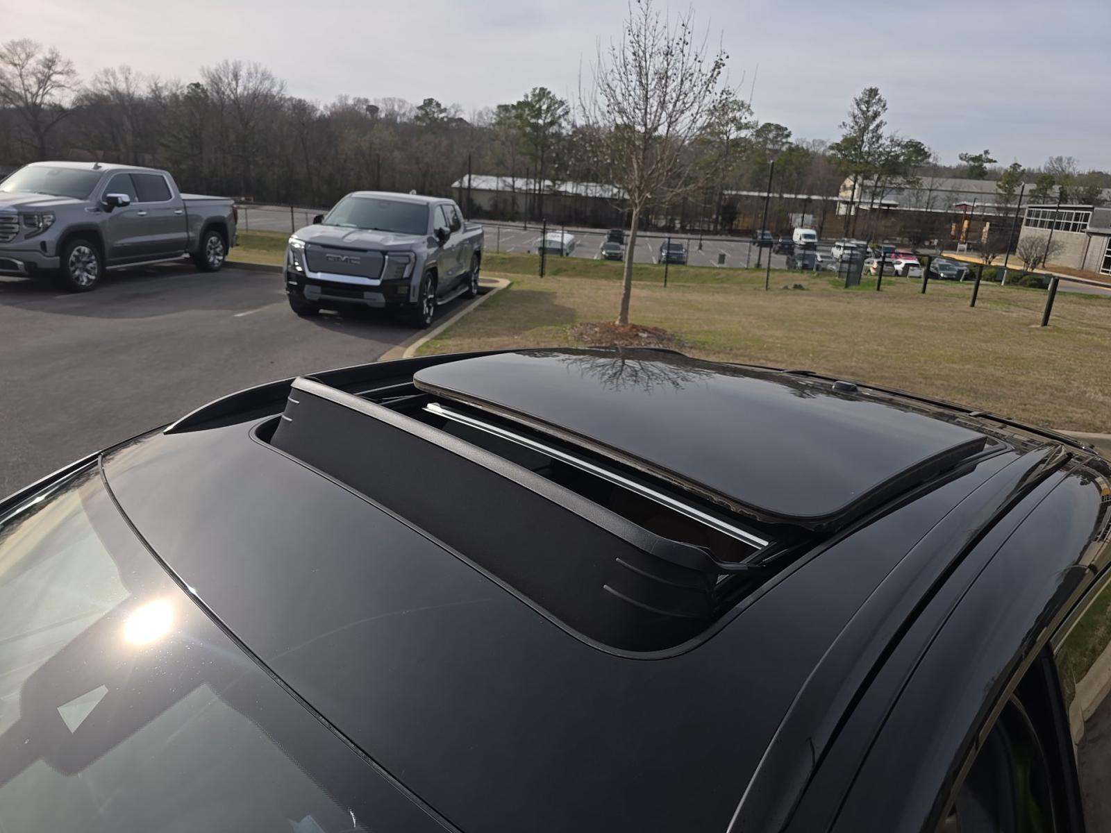 2020 Porsche Macan Turbo AWD