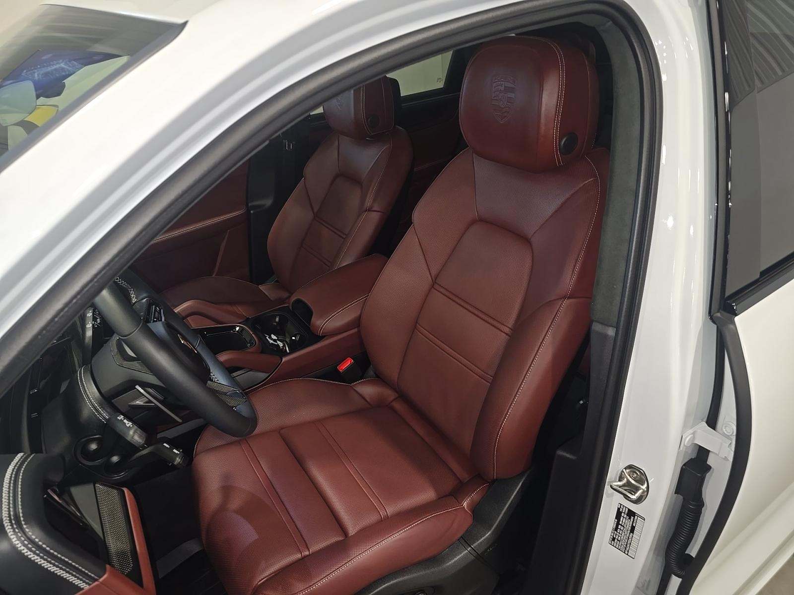 2025 Porsche Cayenne GTS AWD