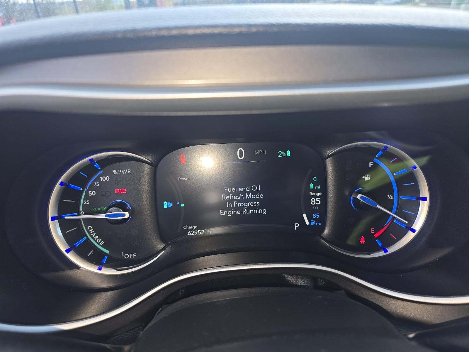 2022 Chrysler Pacifica Hybrid Touring L FWD