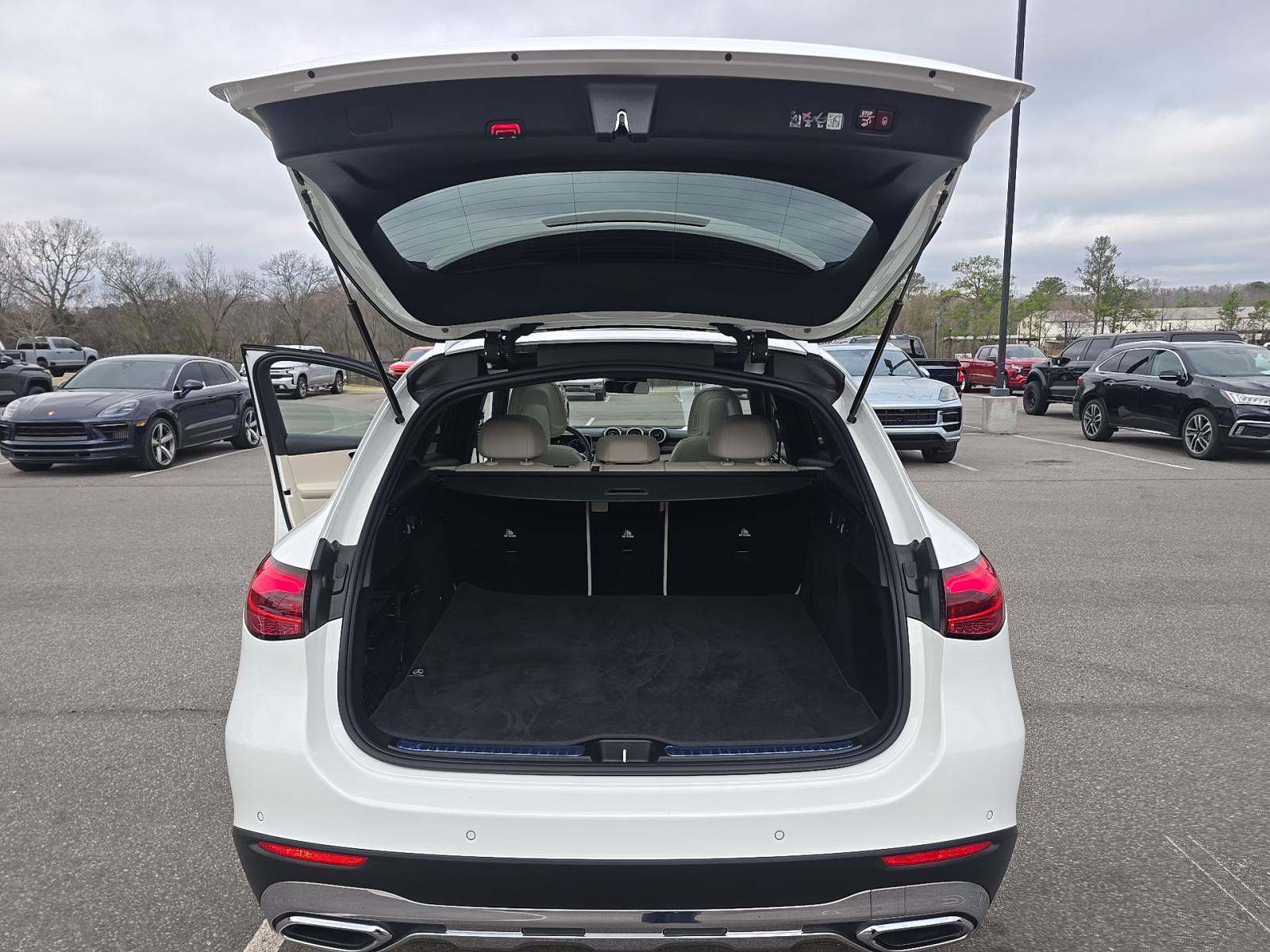 2025 Mercedes-Benz GLC GLC 300 RWD