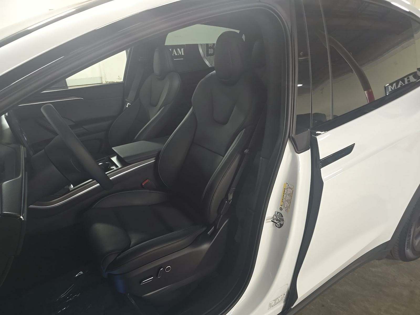 2024 Tesla Model X Plaid AWD