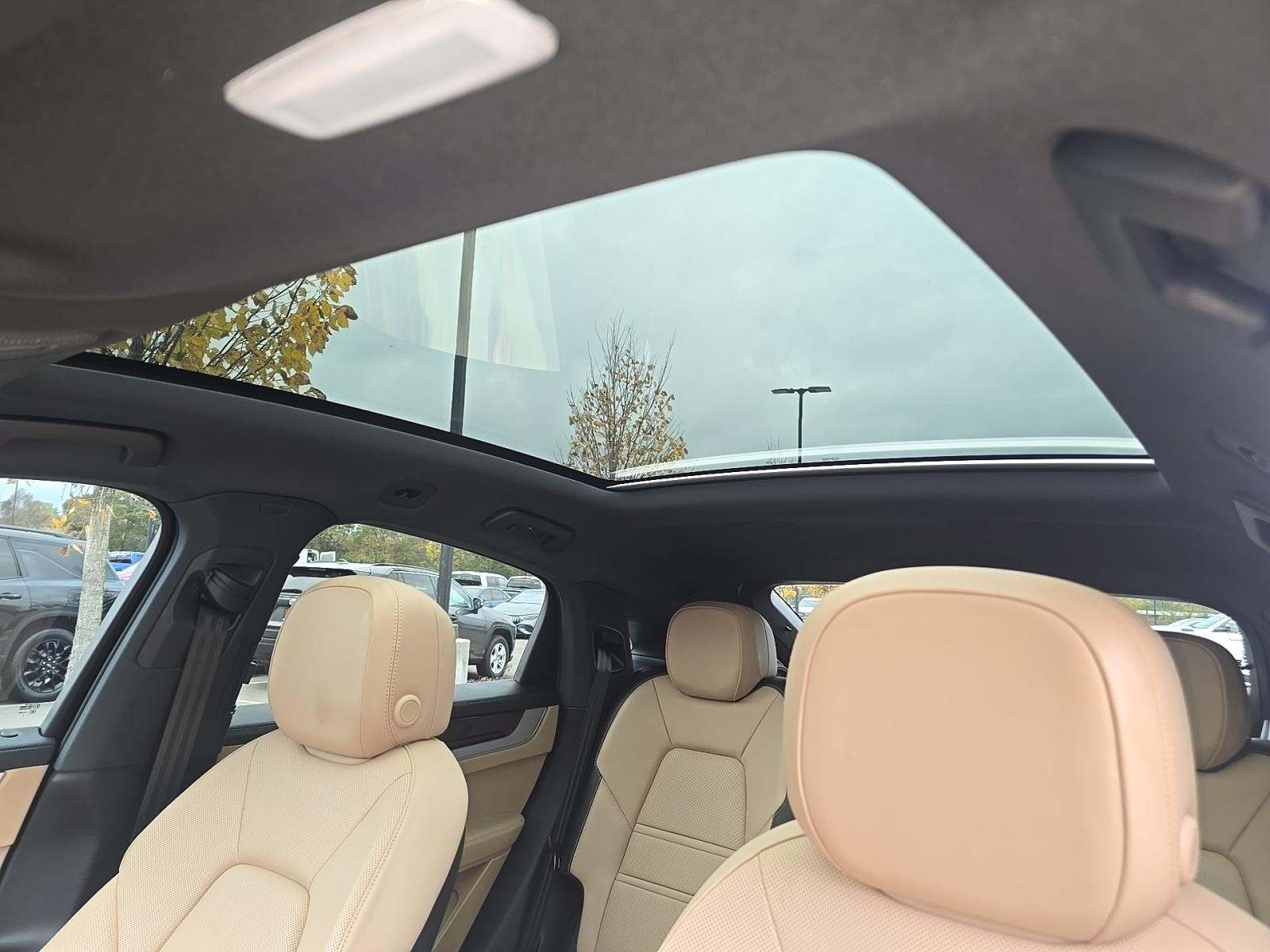 2024 Porsche Cayenne Base AWD