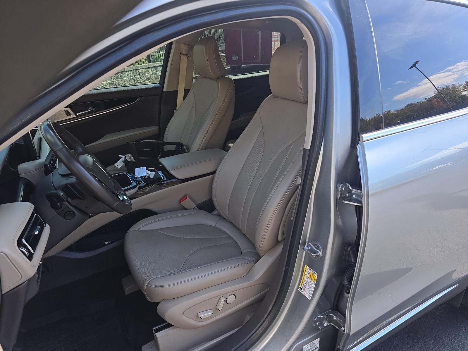 2022 Lincoln Nautilus Reserve AWD