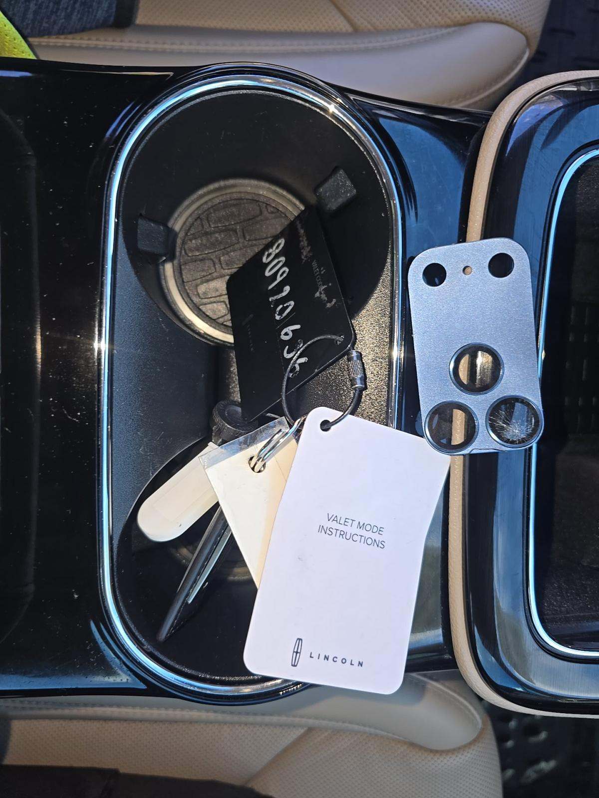 2022 Lincoln Nautilus Reserve AWD