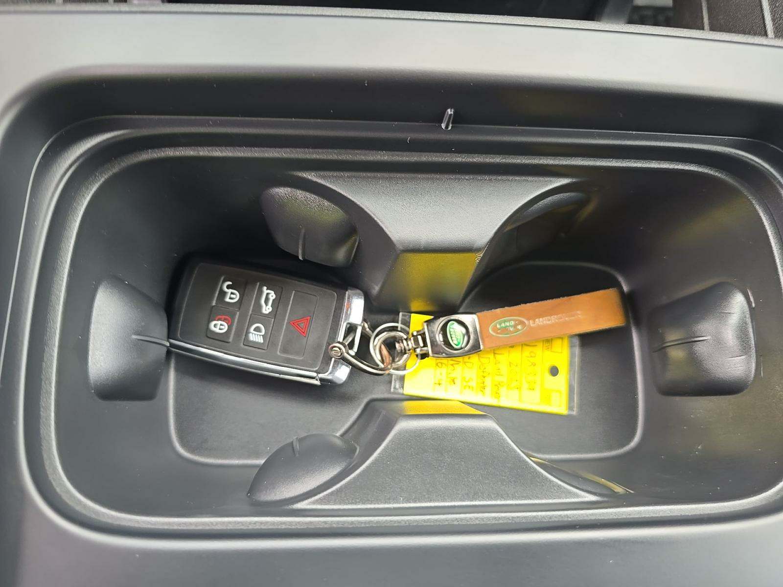 2023 Land Rover Defender 110 X-Dynamic SE AWD