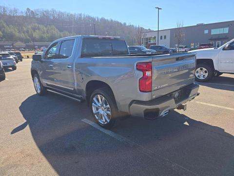 CHEVROLET HIGH COUNTRY - 2