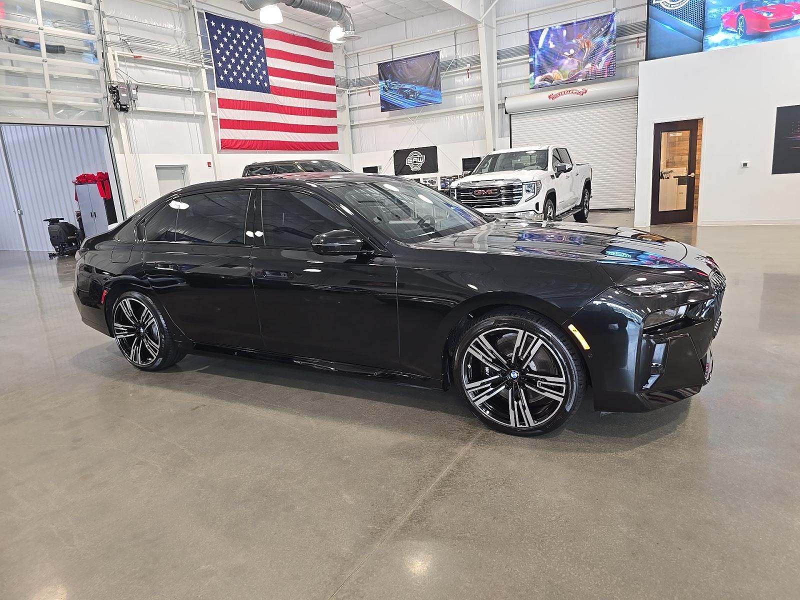 2023 BMW 7 Series 760i xDrive AWD