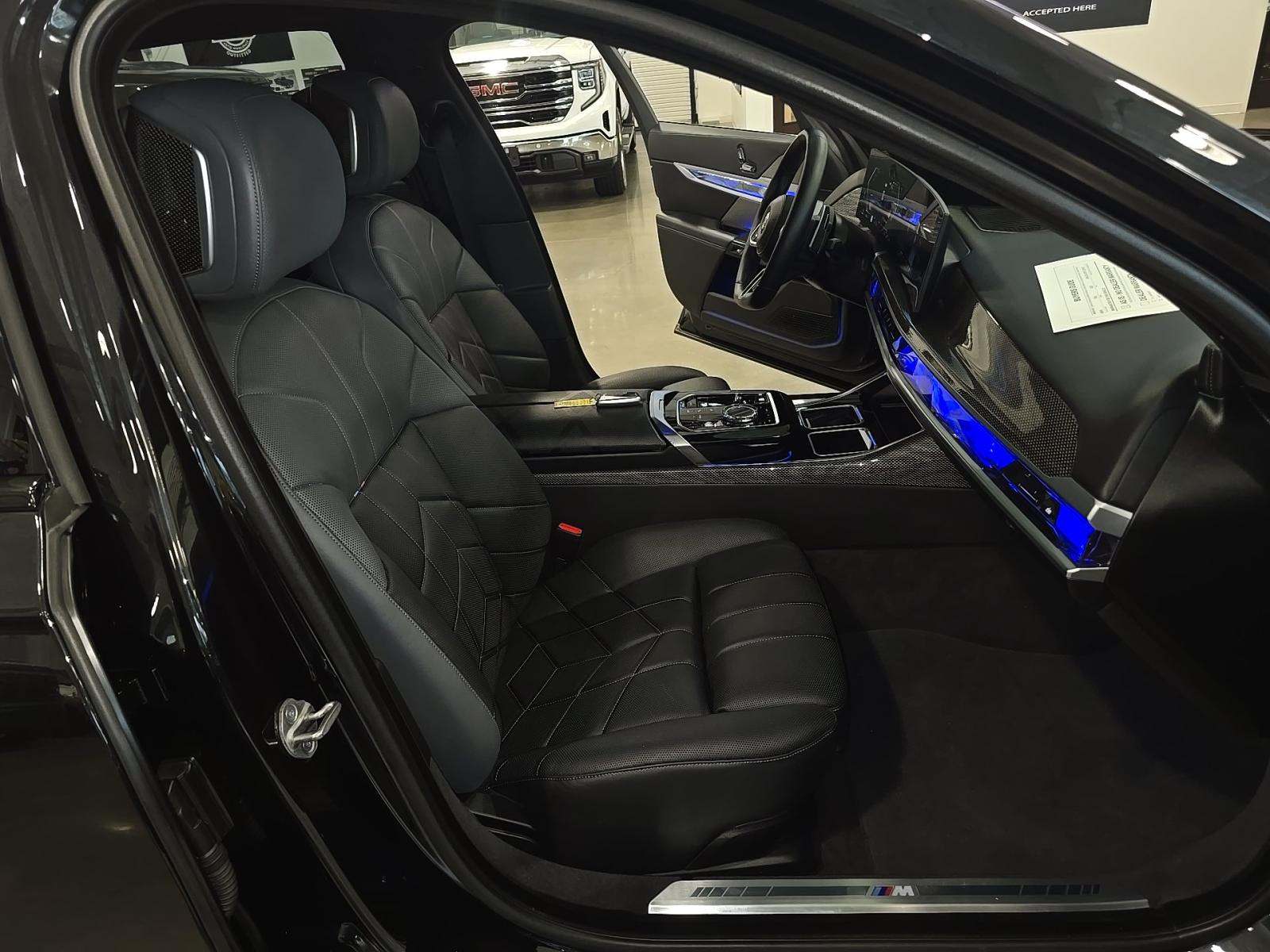 2023 BMW 7 Series 760i xDrive AWD