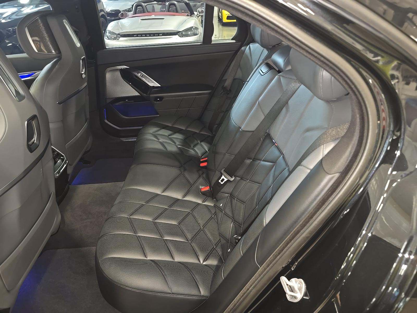 2023 BMW 7 Series 760i xDrive AWD