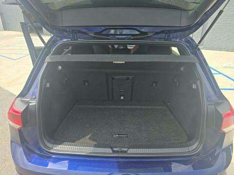 2023 Volkswagen Golf GTI 2.0T SE FWD