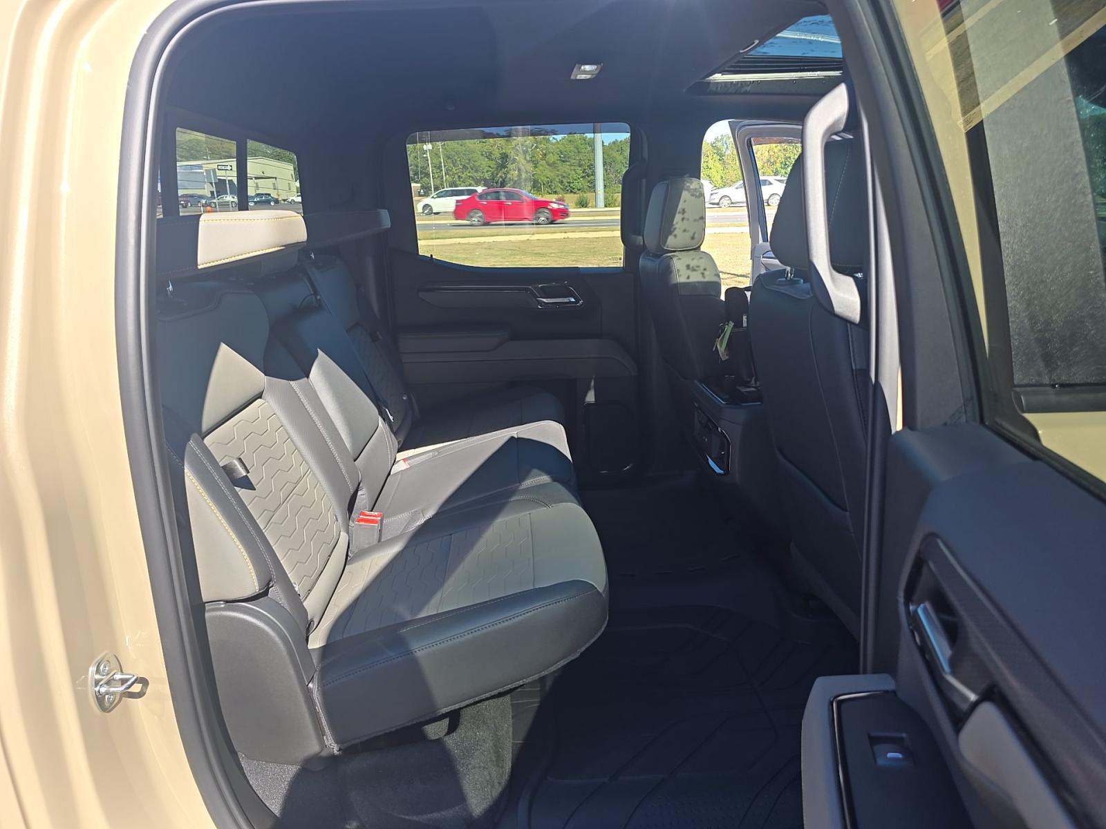 2022 Chevrolet Silverado 1500 ZR2 AWD
