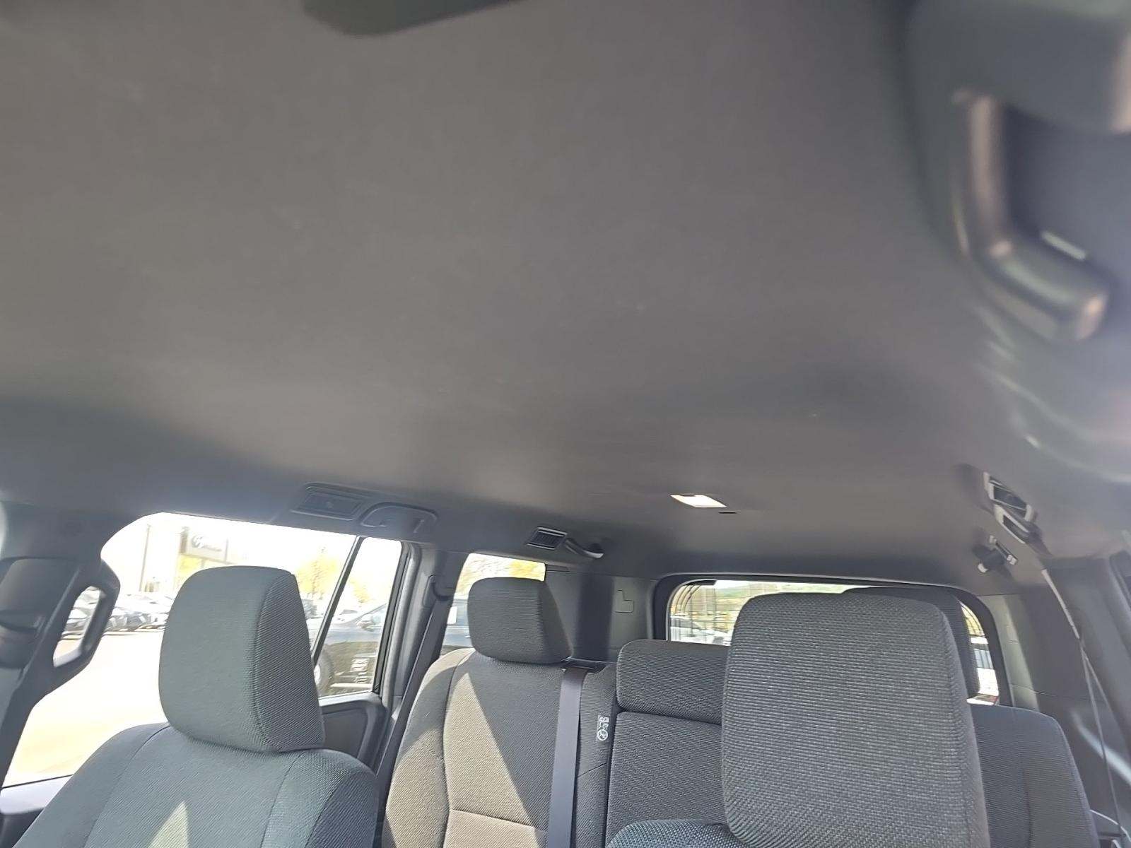 TOYOTA LAND CRUISER - 7