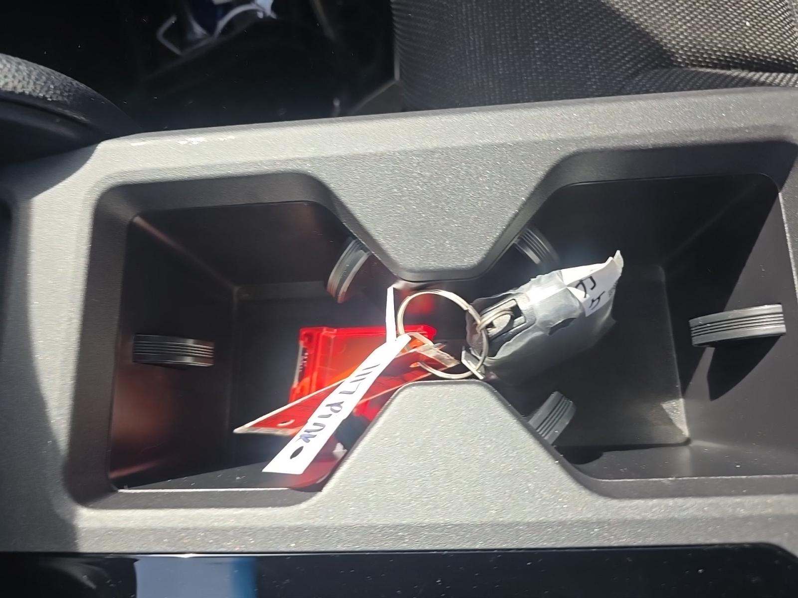 TOYOTA LAND CRUISER - 4