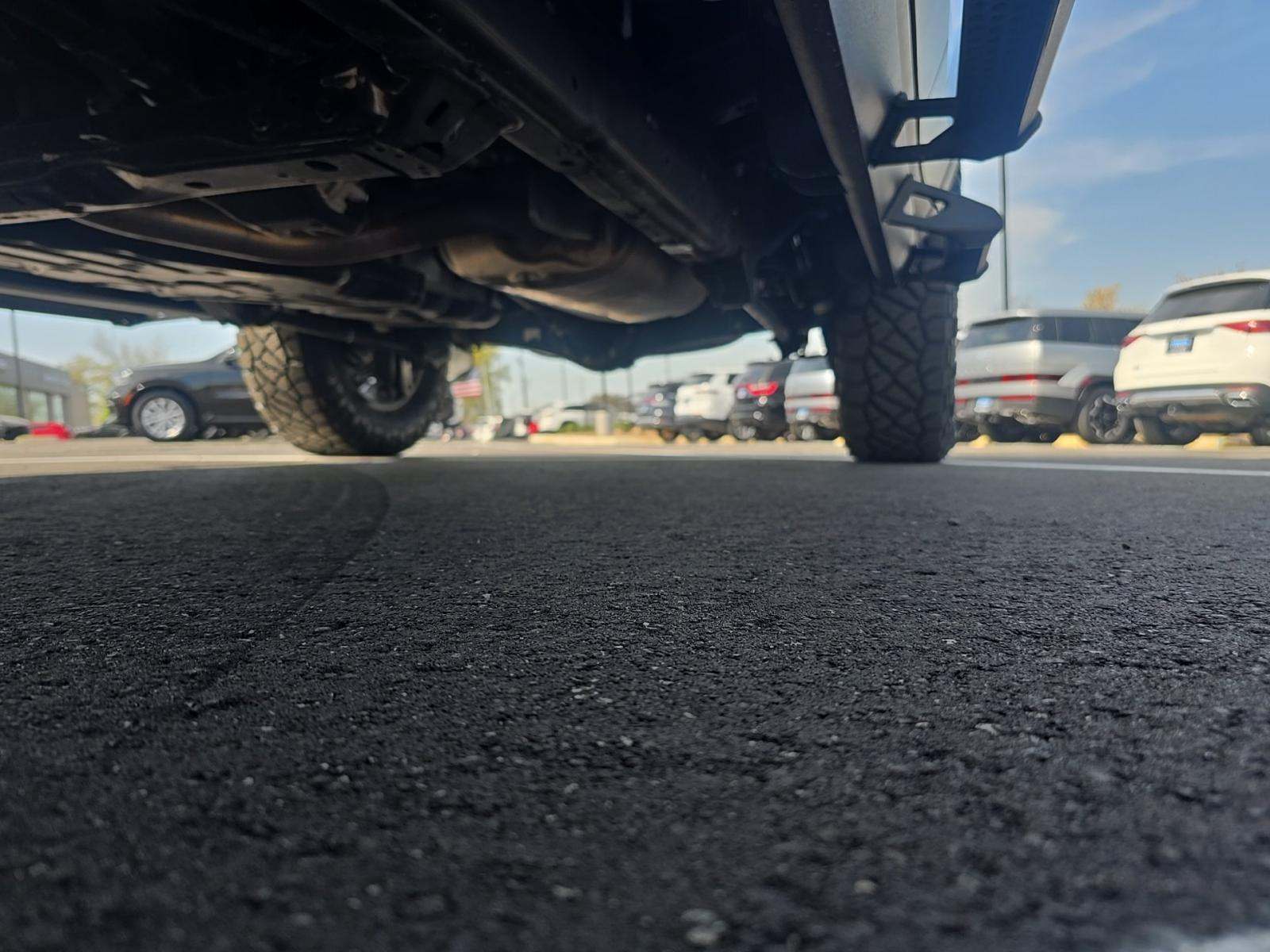 TOYOTA LAND CRUISER - 3