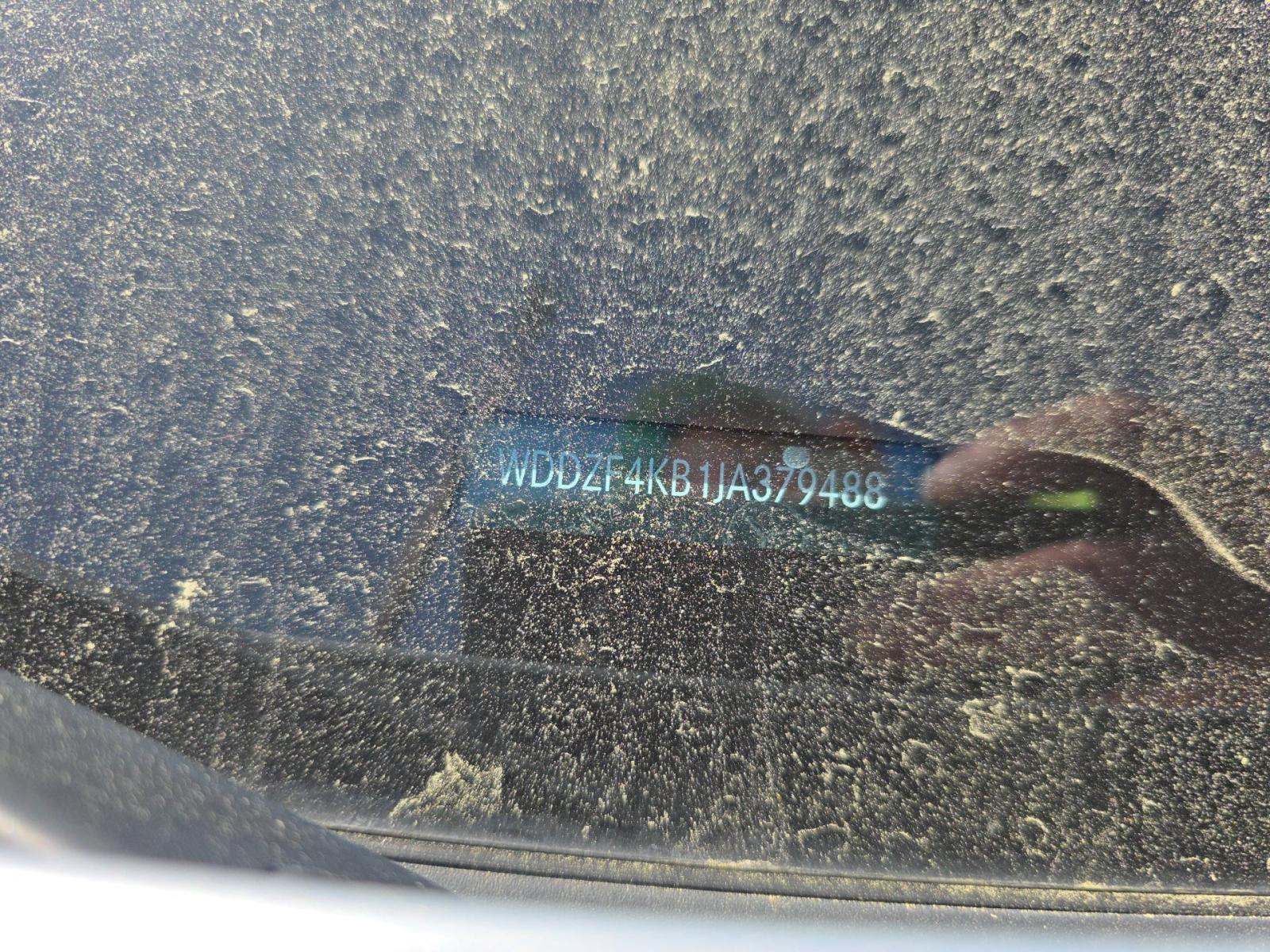 MERCEDES-BENZ E-CLASS - 5