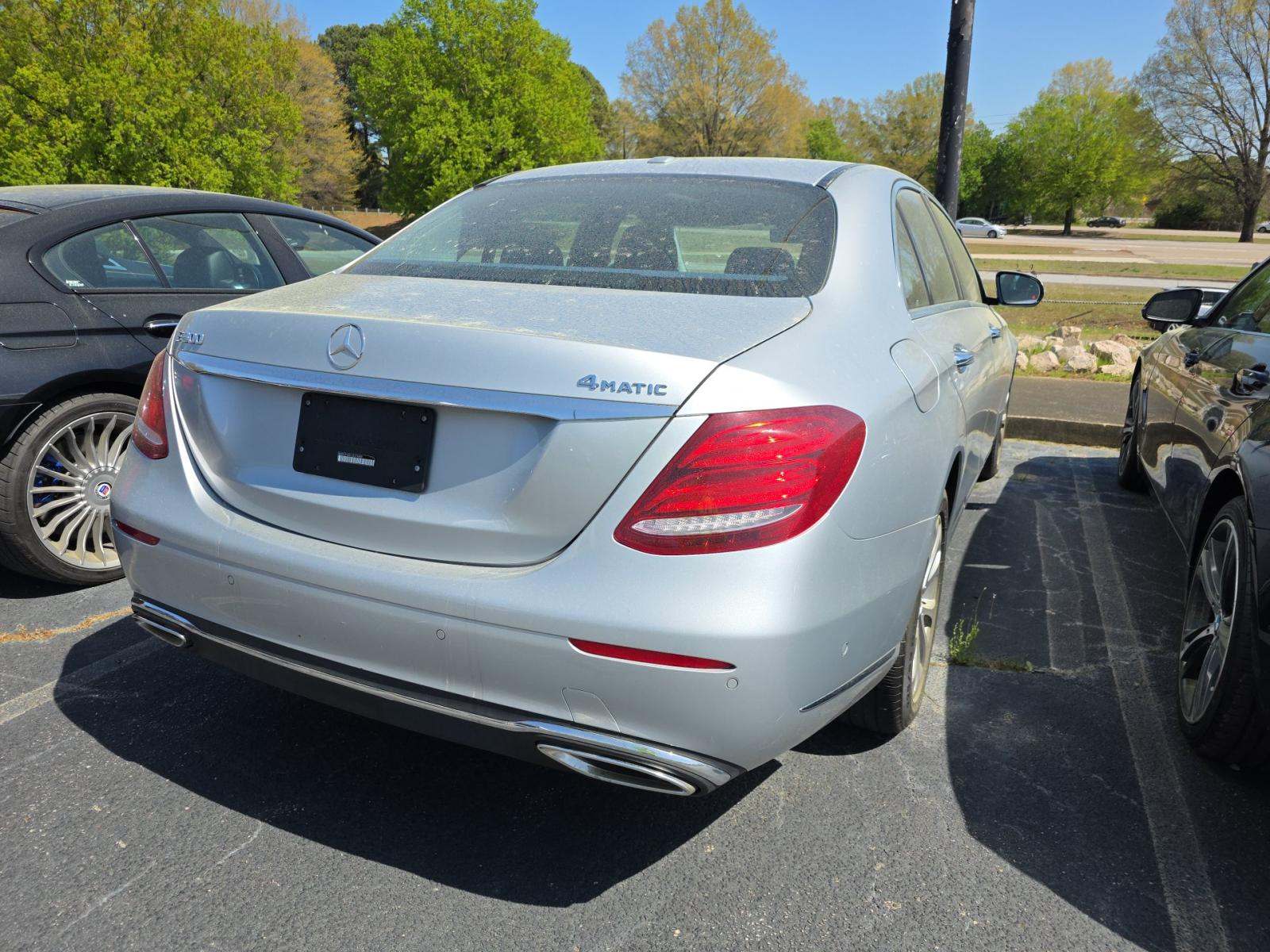 MERCEDES-BENZ E-CLASS - 3